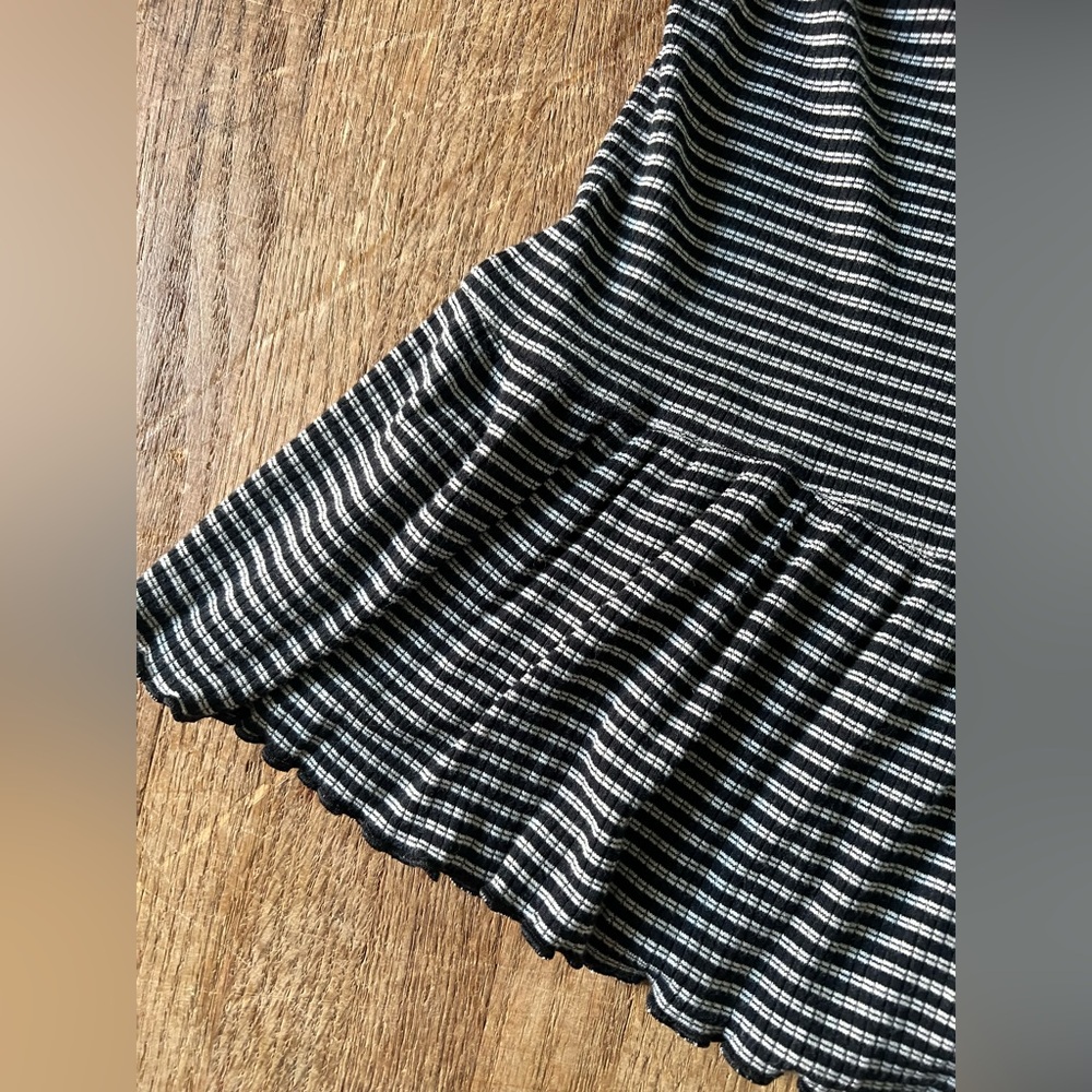 AMERICAN EAGLE soft & sexy ribbed tank - Picture 3 of 5